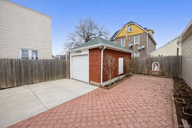 9305 208th Street, Queens Village, NY 11428