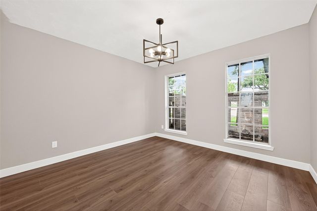 338 Coach Lamp Lane, Houston, TX 77060