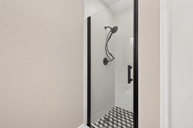 338 Coach Lamp Lane, Houston, TX 77060