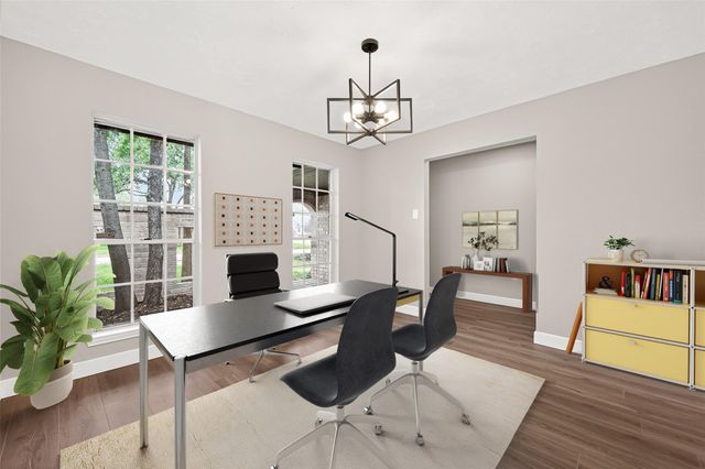 338 Coach Lamp Lane, Houston, TX 77060