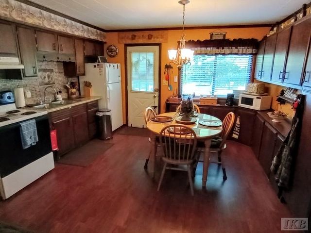 1701 S River Road, Beaverton, MI 48612