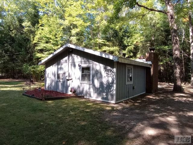 1701 S River Road, Beaverton, MI 48612