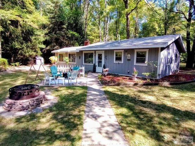 1701 S River Road, Beaverton, MI 48612