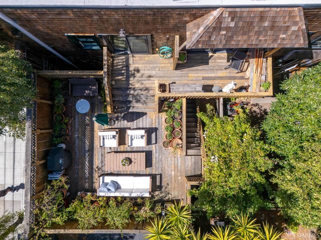1151 Sanchez Street, San Francisco, CA 94114