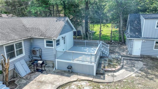 28 Cottage Street W, Wurtsboro, NY 12790