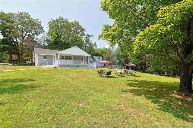 28 Cottage Street W, Wurtsboro, NY 12790