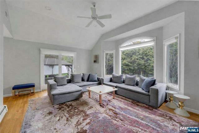 27 Highland Avenue, Demarest, NJ 07627