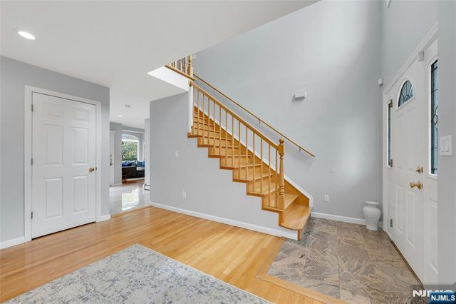27 Highland Avenue, Demarest, NJ 07627