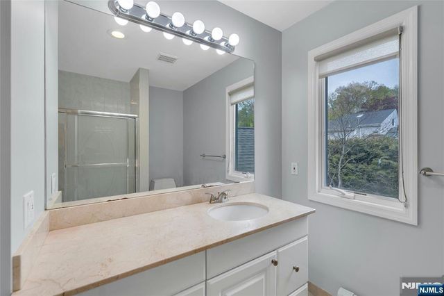 27 Highland Avenue, Demarest, NJ 07627