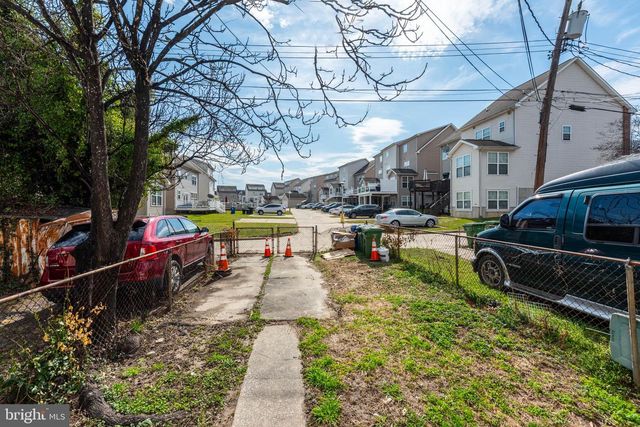 5611 FORCE RD, Baltimore, MD 21206