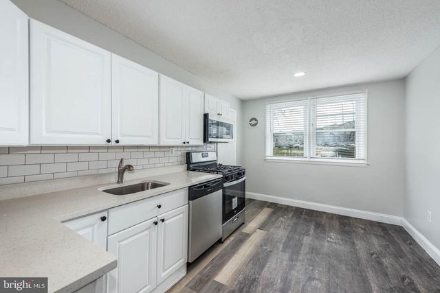 5611 FORCE RD, Baltimore, MD 21206