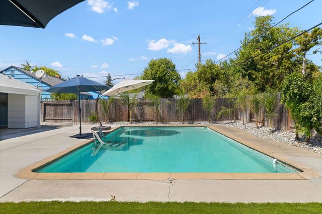 7409 East Pkwy, Sacramento, CA 95823