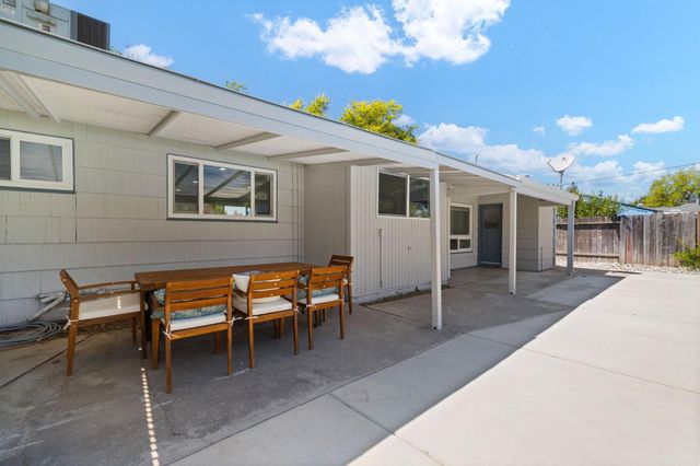 7409 East Pkwy, Sacramento, CA 95823