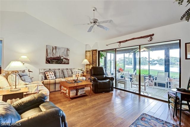 15512 Cedarwood LN 3-2, Naples, FL 34110