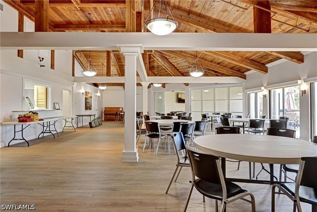 15512 Cedarwood LN 3-2, Naples, FL 34110