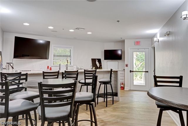 15512 Cedarwood LN 3-2, Naples, FL 34110