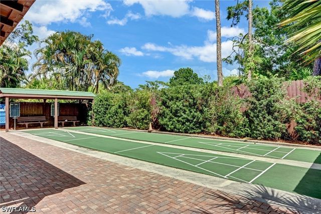 15512 Cedarwood LN 3-2, Naples, FL 34110