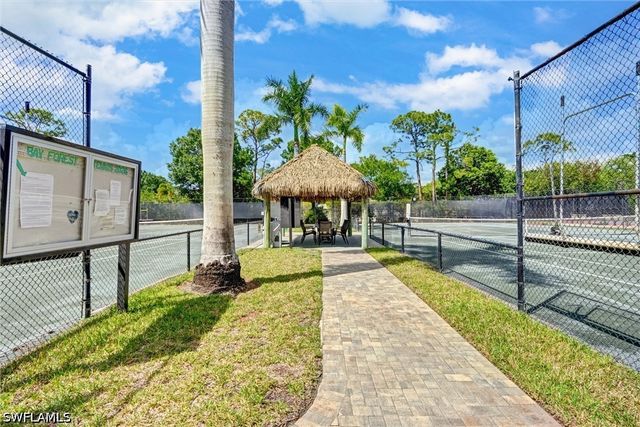 15512 Cedarwood LN 3-2, Naples, FL 34110