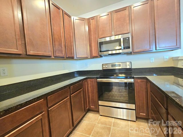 7320 Jane Parks Way, Charlotte, NC 28217