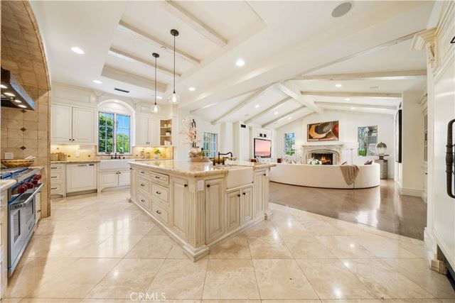 32 Golden Eagle, Irvine, CA 92603