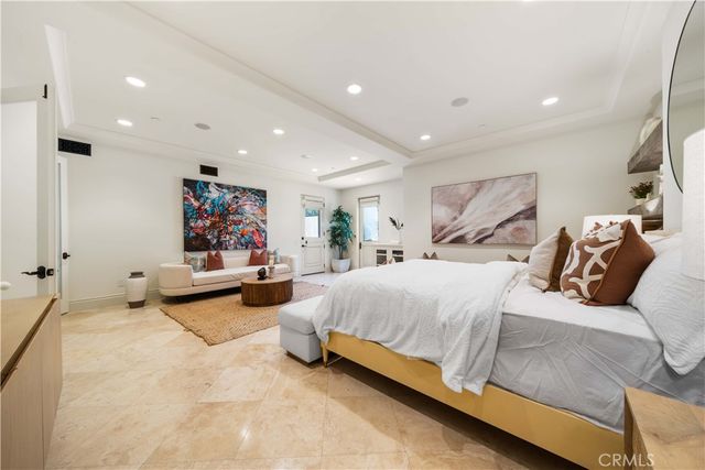 32 Golden Eagle, Irvine, CA 92603