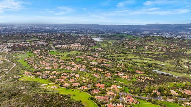 32 Golden Eagle, Irvine, CA 92603