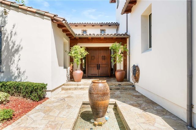 32 Golden Eagle, Irvine, CA 92603