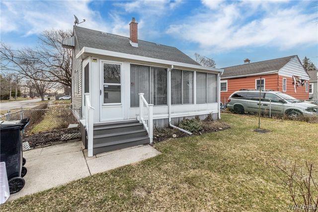 936 92nd Street, Niagara Falls, NY 14304