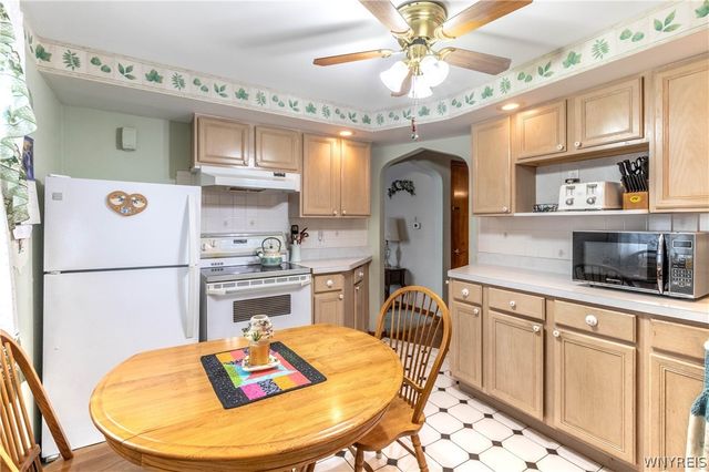 936 92nd Street, Niagara Falls, NY 14304