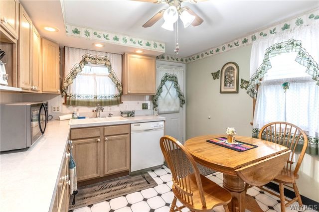 936 92nd Street, Niagara Falls, NY 14304