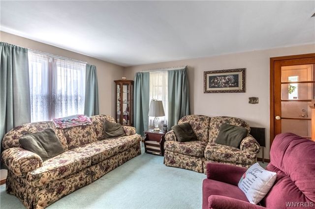 936 92nd Street, Niagara Falls, NY 14304