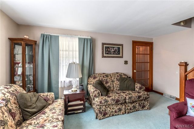 936 92nd Street, Niagara Falls, NY 14304