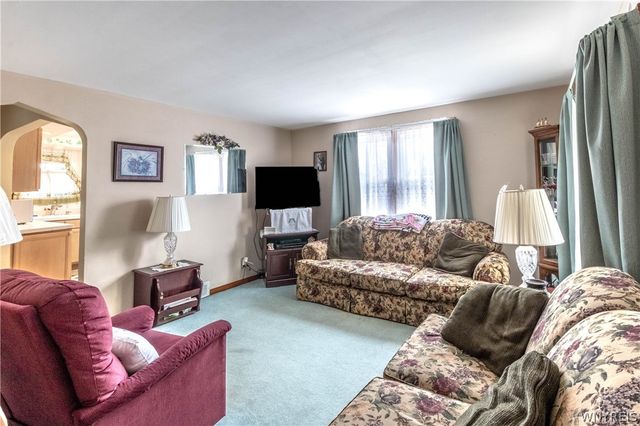 936 92nd Street, Niagara Falls, NY 14304