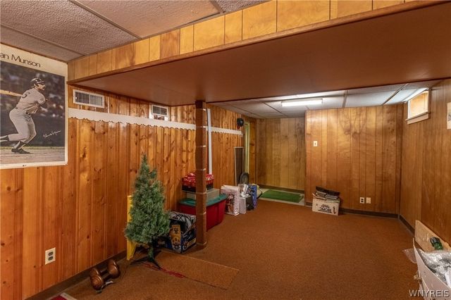 936 92nd Street, Niagara Falls, NY 14304