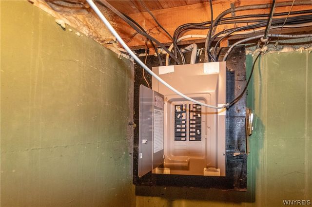 936 92nd Street, Niagara Falls, NY 14304