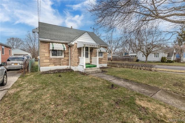 936 92nd Street, Niagara Falls, NY 14304