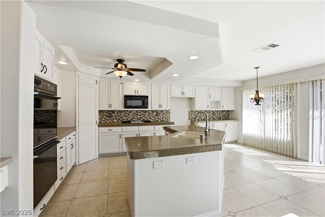 3692 River Canyon Road, Las Vegas, NV 89129
