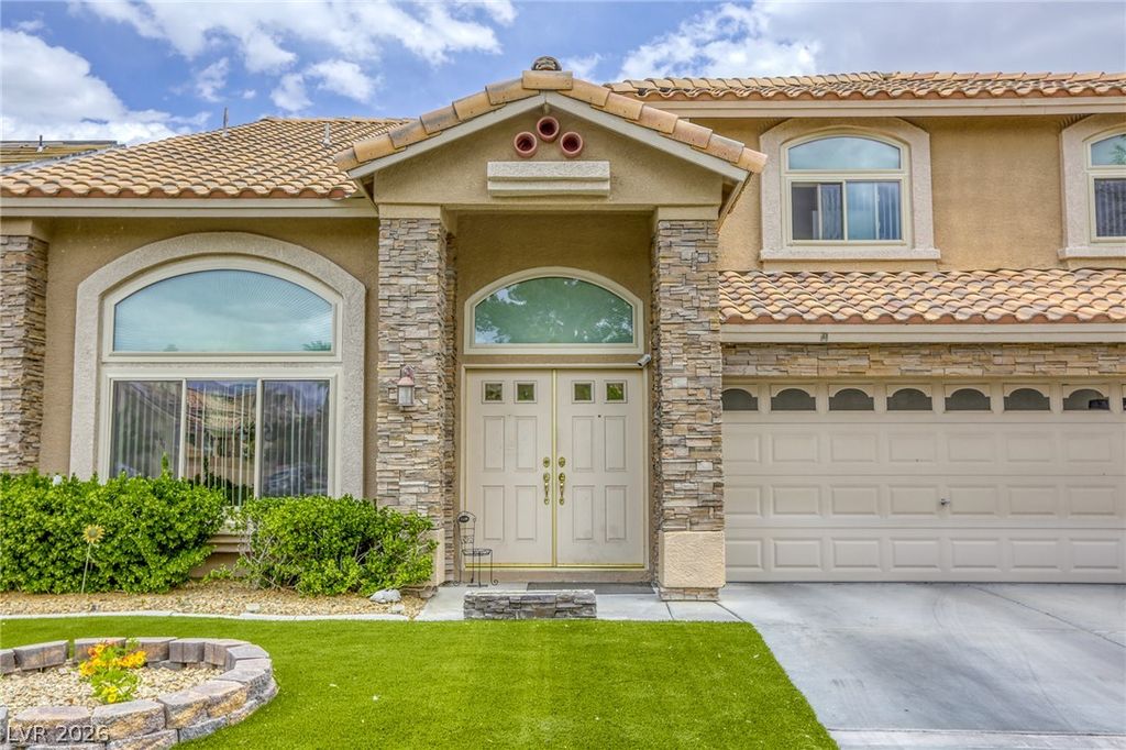 3692 River Canyon Road, Las Vegas, NV 89129