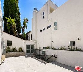 1409 N Hobart Boulevard 101, Los Angeles, CA 90027