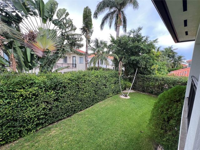 7961 SW 195th Ter, Cutler Bay, FL 33157