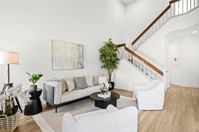 10889 Creekbridge Pl, San Diego, CA 92128