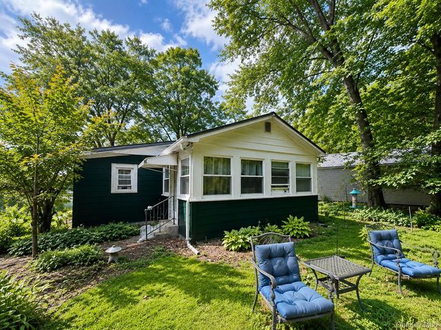 31 Lake Shore Drive, Pine Plains, NY 12567