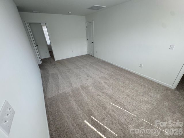 4093 Oxford Glen Drive OG 104, Claremont, NC 28610