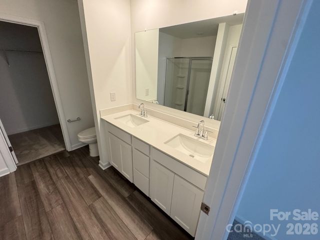 4093 Oxford Glen Drive OG 104, Claremont, NC 28610