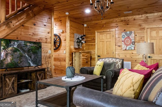 1820 Shady Falls Road, Blue Ridge, GA 30513