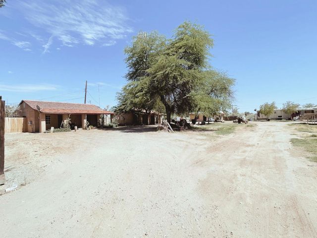 3550 W Hobson Way, Blythe, CA 92225