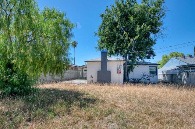 1337 E Princeton Avenue, Fresno, CA 93704