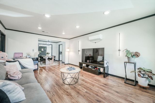 1337 E Princeton Avenue, Fresno, CA 93704