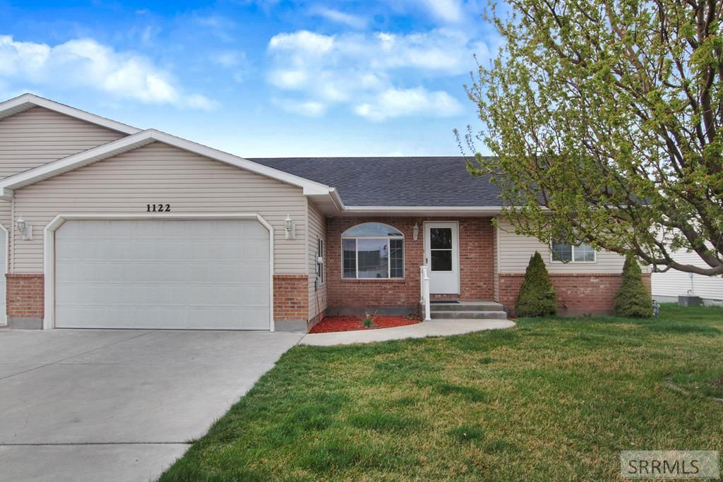 Image 1 of property listing at 1122 Matchpoint Drive, Ammon, ID 83406