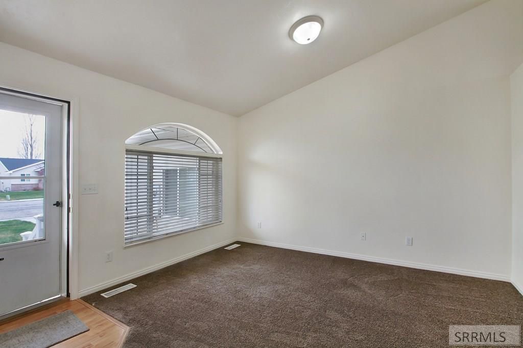 Image 2 of property listing at 1122 Matchpoint Drive, Ammon, ID 83406